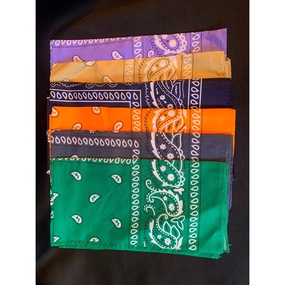 6 new bandanas - Picture 2 of 3